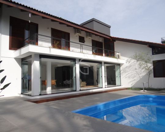 Imagem Casa com 4 Quartos à Venda, 500 m² em Glória - Joinville