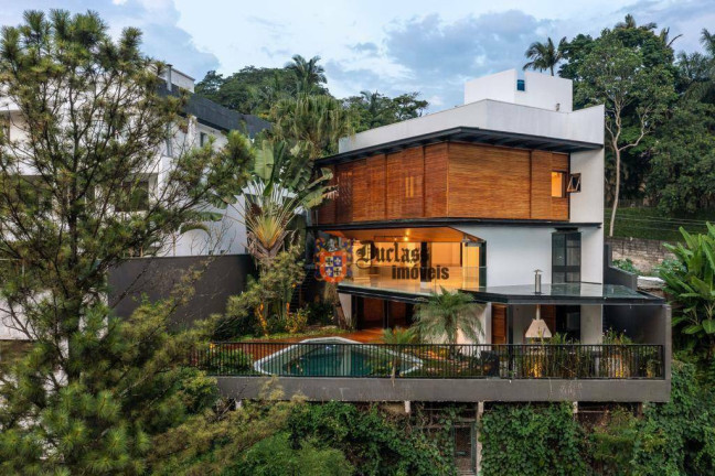 Imagem Sobrado com 4 Quartos à Venda, 661 m² em Jardim Vitória Régia - São Paulo Imagem Sobrado com 4 Quartos à Venda, 661 m² em Jardim Vitória Régia - São Paulo