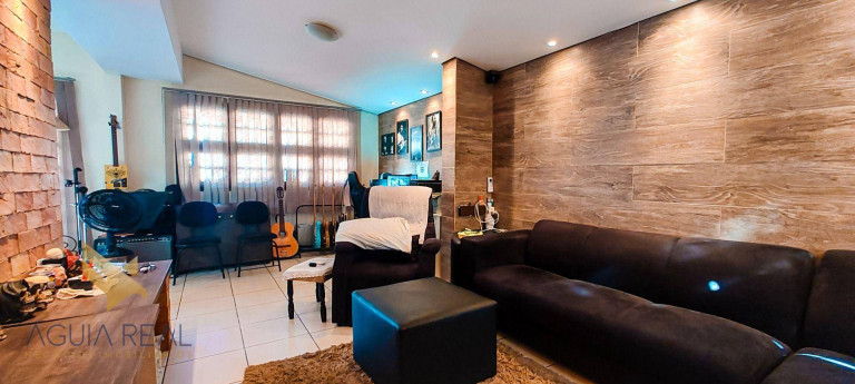 Imagem Casa com 3 Quartos à Venda, 174 m² em Jardim São Lourenço - Campo Grande Imagem Casa com 3 Quartos à Venda, 174 m² em Jardim São Lourenço - Campo Grande