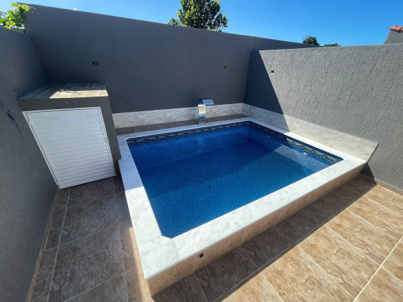Imagem Casa com 2 Quartos à Venda, 67 m² em Jardim Suarão - Itanhaém