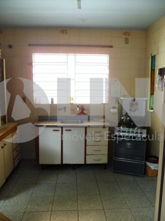 Imagem Casa com 3 Quartos à Venda, 300 m² em Sarandi - Porto Alegre Imagem Casa com 3 Quartos à Venda, 300 m² em Sarandi - Porto Alegre