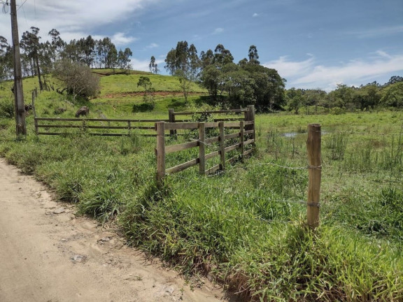 Imagem Chácara com 2 Quartos à Venda, 100 m² em Centro - Paraibuna Imagem Chácara com 2 Quartos à Venda, 100 m² em Centro - Paraibuna