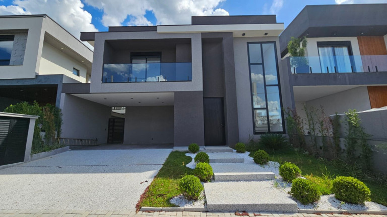 Sobrado com 3 Quartos à Venda, 235 m² em Cézar De Souza - Mogi Das Cruzes