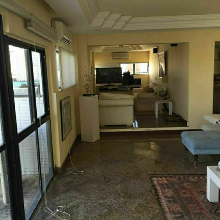 Imagem Imóvel com 4 Quartos à Venda, 380 m² em Rio Vermelho - Salvador Imagem Imóvel com 4 Quartos à Venda, 380 m² em Rio Vermelho - Salvador