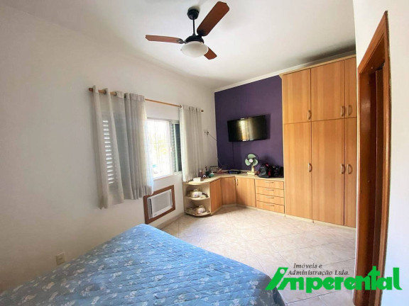 Imagem Casa com 3 Quartos à Venda, 185 m² em Encruzilhada - Santos