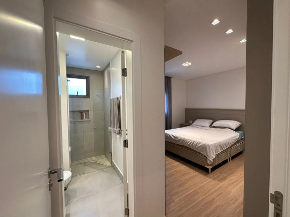 Imagem Apartamento com 3 Quartos à Venda, 122 m² em Centro - Balneário Camboriú Imagem Apartamento com 3 Quartos à Venda, 122 m² em Centro - Balneário Camboriú