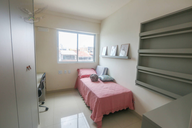 Imagem Apartamento com 3 Quartos à Venda,  em Marco - Belém