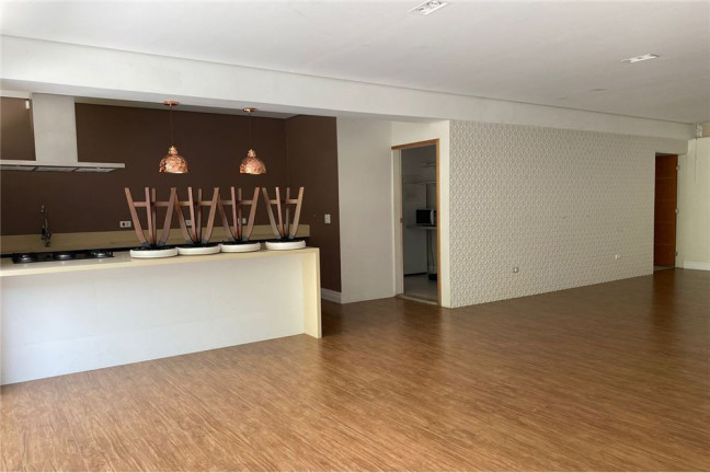 Imagem Casa com 3 Quartos à Venda, em Morumbi - São Paulo Imagem Casa com 3 Quartos à Venda, em Morumbi - São Paulo