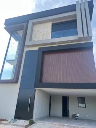 Imagem Casa com 3 Quartos à Venda, 286 m² em Sítio Do Morro - Santana De Parnaíba Imagem Casa com 3 Quartos à Venda, 286 m² em Sítio Do Morro - Santana De Parnaíba