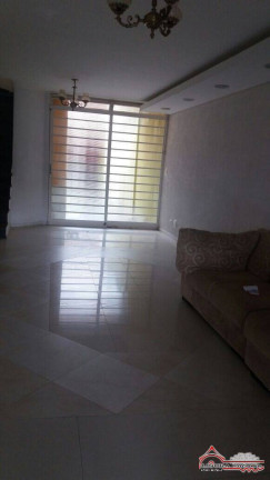 Imagem Casa com 4 Quartos à Venda, 250 m² em Centro - Jacareí Imagem Casa com 4 Quartos à Venda, 250 m² em Centro - Jacareí