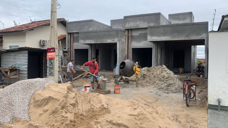 Imagem Casa com 2 Quartos à Venda, 205 m² em Xv De Novembro - Tijucas Imagem Casa com 2 Quartos à Venda, 205 m² em Xv De Novembro - Tijucas