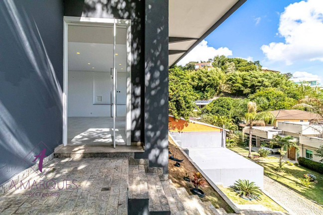 Imagem Casa com 4 Quartos à Venda, 436 m² em Vila Progresso - Niterói