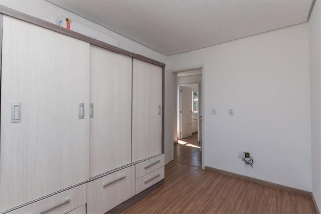 Imagem Casa com 3 Quartos à Venda, em Estância Velha - Canoas Imagem Casa com 3 Quartos à Venda, em Estância Velha - Canoas