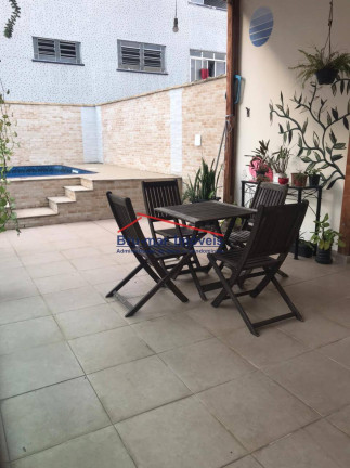 Imagem Casa com 4 Quartos à Venda, 300 m² em Marapé - Santos Imagem Casa com 4 Quartos à Venda, 300 m² em Marapé - Santos
