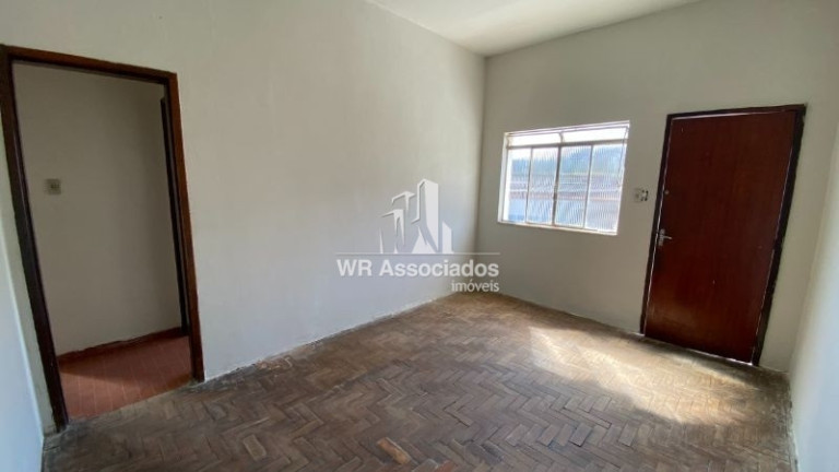Imagem Casa com 2 Quartos à Venda, 119 m² Imagem Casa com 2 Quartos à Venda, 119 m²