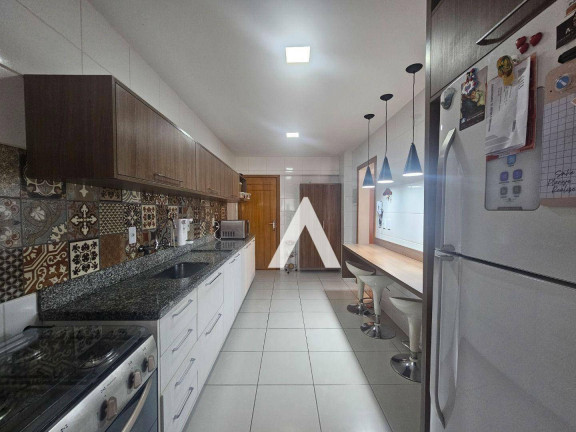 Imagem Apartamento com 2 Quartos à Venda, 130 m² em Várzea - Teresópolis Imagem Apartamento com 2 Quartos à Venda, 130 m² em Várzea - Teresópolis