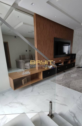 Imagem Casa com 3 Quartos à Venda, 211 m² em Jardim Santa Adelaide - Jundiaí Imagem Casa com 3 Quartos à Venda, 211 m² em Jardim Santa Adelaide - Jundiaí