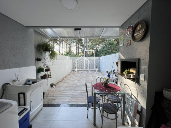 Imagem Casa com 2 Quartos à Venda, 120 m² em São João Do Rio Vermelho - Florianópolis Imagem Casa com 2 Quartos à Venda, 120 m² em São João Do Rio Vermelho - Florianópolis