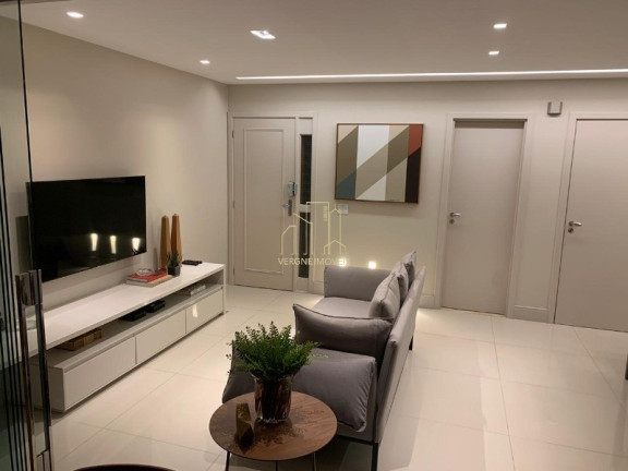 Imagem Imóvel com 3 Quartos à Venda, 113 m² em Pituaçu - Salvador Imagem Imóvel com 3 Quartos à Venda, 113 m² em Pituaçu - Salvador