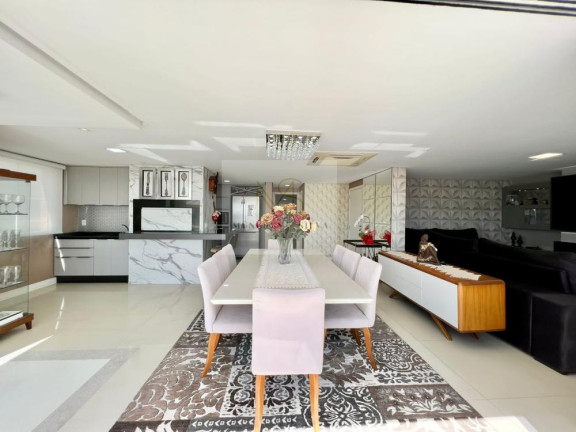 Imagem Cobertura com 3 Quartos à Venda, 297 m² em Centro - Capão Da Canoa Imagem Cobertura com 3 Quartos à Venda, 297 m² em Centro - Capão Da Canoa