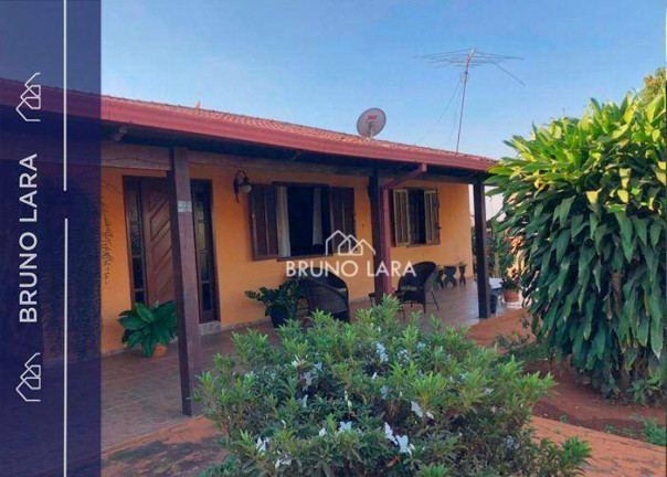 Imagem Casa com 3 Quartos à Venda, 400 m² em Cidade Clube Residência - Igarapé Imagem Casa com 3 Quartos à Venda, 400 m² em Cidade Clube Residência - Igarapé