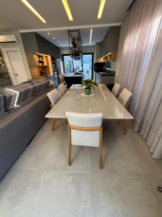 Imagem Casa com 3 Quartos à Venda, 225 m² em Ingleses Do Rio Vermelho - Florianópolis Imagem Casa com 3 Quartos à Venda, 225 m² em Ingleses Do Rio Vermelho - Florianópolis