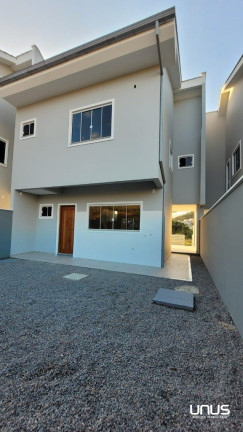 Imagem Sobrado com 3 Quartos à Venda, 116 m² em Sertão Do Maruim - São José