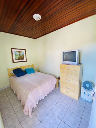 Imagem Casa com 4 Quartos à Venda, 300 m² em Vila Santista - Atibaia Imagem Casa com 4 Quartos à Venda, 300 m² em Vila Santista - Atibaia