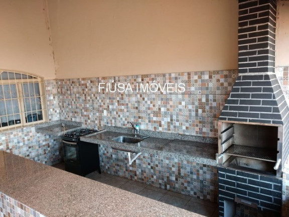 Imagem Sobrado com 3 Quartos à Venda, em Miguelopolis - Miguelópolis Imagem Sobrado com 3 Quartos à Venda, em Miguelopolis - Miguelópolis
