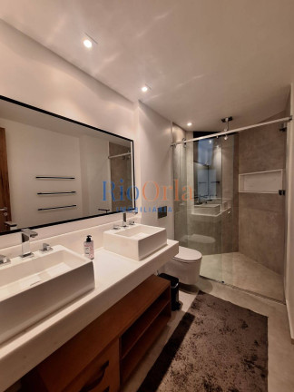 Imagem Apartamento com 4 Quartos à Venda, 200 m² em Barra Da Tijuca - Rio De Janeiro
