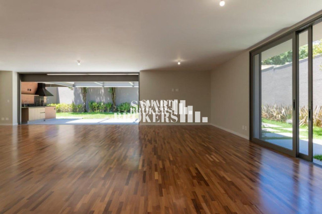 Sobrado com 4 Quartos à Venda, 581 m² em Alto De Pinheiros - São Paulo