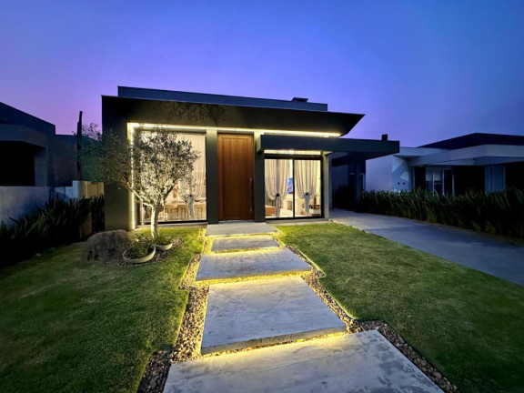 Imagem Casa com 4 Quartos à Venda, 198 m² em Araçá - Capao Da Canoa Imagem Casa com 4 Quartos à Venda, 198 m² em Araçá - Capao Da Canoa