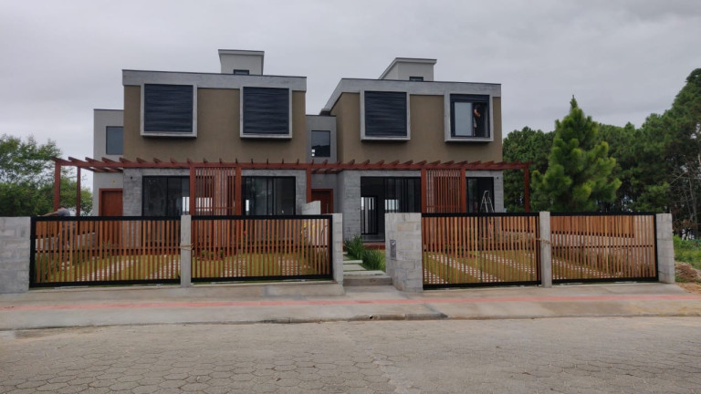 Casa com 4 Quartos à Venda, 135 m² em Ambrósio - Garopaba
