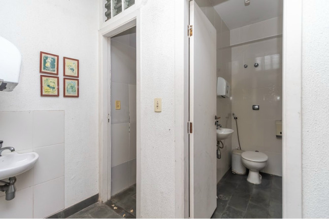 Imagem Casa com 4 Quartos à Venda, 236 m² em Itaim Bibi - São Paulo Imagem Casa com 4 Quartos à Venda, 236 m² em Itaim Bibi - São Paulo