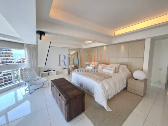 Imagem Apartamento com 4 Quartos à Venda, 300 m² em Barra Da Tijuca - Rio De Janeiro