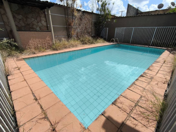 Imagem Casa com 4 Quartos para Alugar, 300 m² em Parque Acalanto - Goiania Imagem Casa com 4 Quartos para Alugar, 300 m² em Parque Acalanto - Goiania