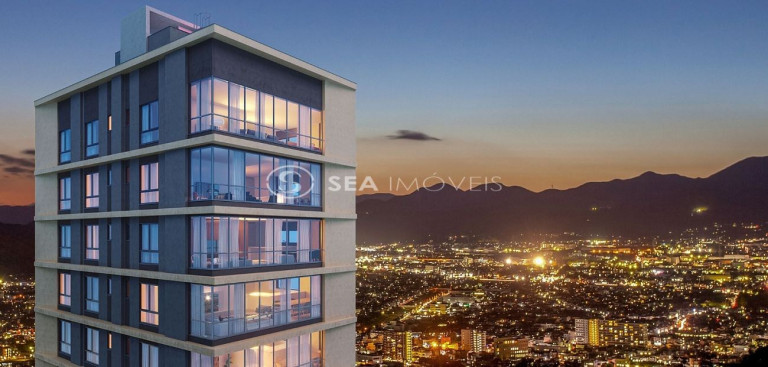 Apartamento com 3 Quartos à Venda, 150 m² em Centro - Balneário Camboriú