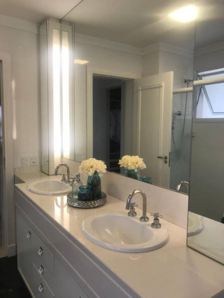 Imagem Casa com 4 Quartos para Temporada, 450 m² em Jurerê - Florianópolis Imagem Casa com 4 Quartos para Temporada, 450 m² em Jurerê - Florianópolis