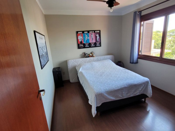 Imagem Casa com 3 Quartos à Venda, 287 m² em Tristeza - Porto Alegre Imagem Casa com 3 Quartos à Venda, 287 m² em Tristeza - Porto Alegre