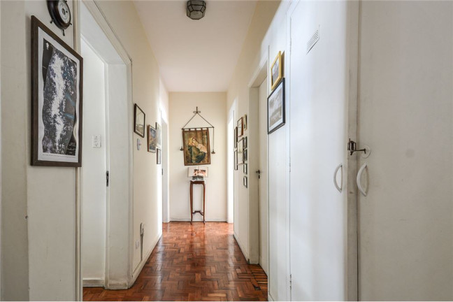 Imagem Imóvel com 3 Quartos à Venda, em Pinheiros - São Paulo Imagem Imóvel com 3 Quartos à Venda, em Pinheiros - São Paulo