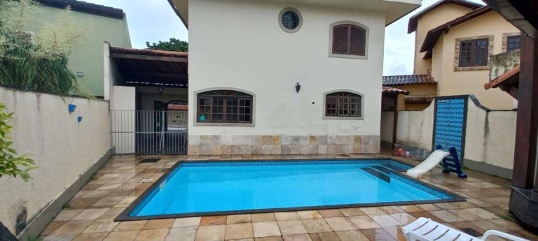 Imagem Casa com 4 Quartos à Venda, 350 m² em Anil - Rio De Janeiro