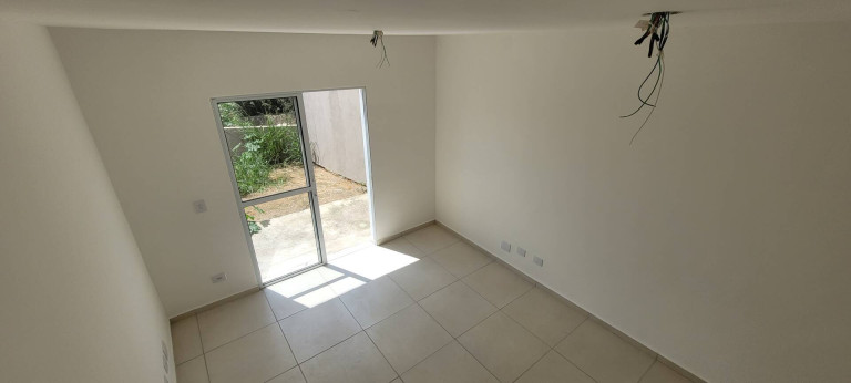 Imagem Casa com 2 Quartos à Venda, 53 m² em Residencial Pastoreiro - Cotia Imagem Casa com 2 Quartos à Venda, 53 m² em Residencial Pastoreiro - Cotia