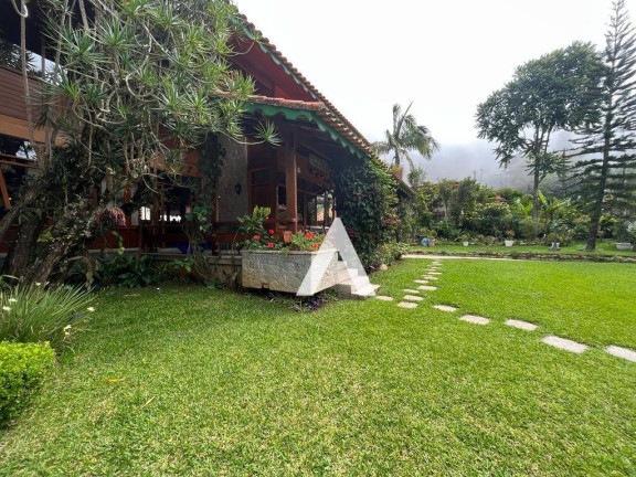 Imagem Casa com 5 Quartos à Venda, 350 m² em Iucas - Teresópolis Imagem Casa com 5 Quartos à Venda, 350 m² em Iucas - Teresópolis