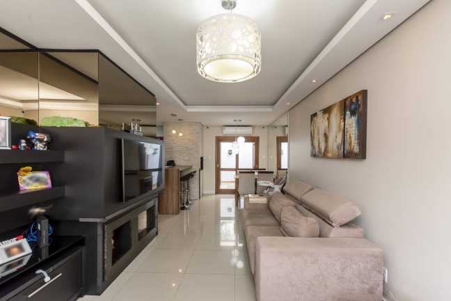 Imagem Casa com 2 Quartos à Venda, 245 m² em Lomba Do Pinheiro - Porto Alegre