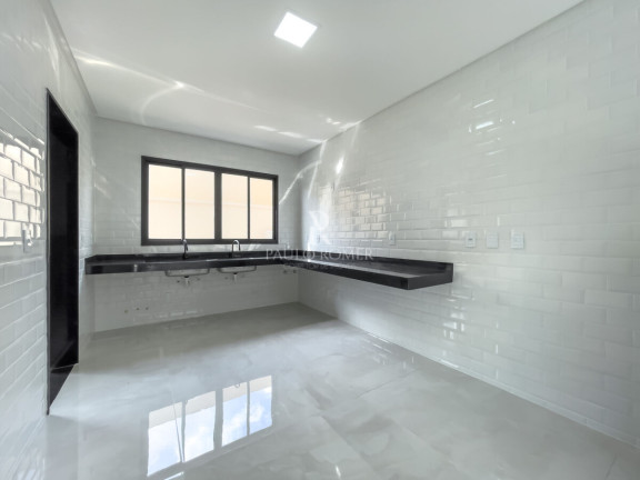 Imagem Casa com 4 Quartos à Venda, 224 m² em Residencial Goiânia Golfe Clube - Goiânia Imagem Casa com 4 Quartos à Venda, 224 m² em Residencial Goiânia Golfe Clube - Goiânia