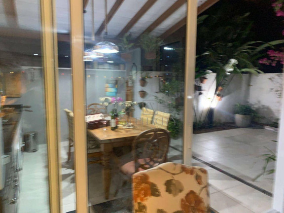 Imagem Casa com 3 Quartos à Venda, 168 m² em Tamboré 04 - Santana De Parnaíba Imagem Casa com 3 Quartos à Venda, 168 m² em Tamboré 04 - Santana De Parnaíba