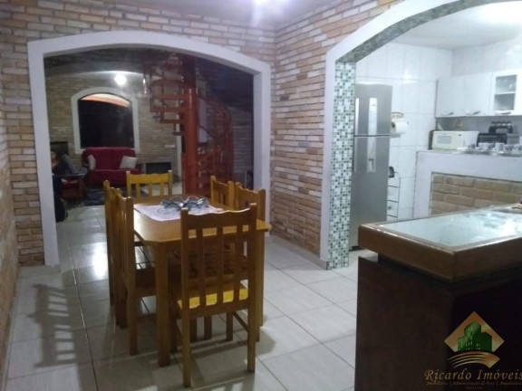 Imagem Sobrado com 3 Quartos à Venda, 230 m² em Ipiranguinha - Ubatuba Imagem Sobrado com 3 Quartos à Venda, 230 m² em Ipiranguinha - Ubatuba