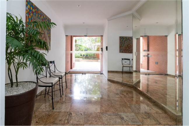 Imagem Apartamento com 3 Quartos à Venda, 143 m² em Itaim Bibi - São Paulo Imagem Apartamento com 3 Quartos à Venda, 143 m² em Itaim Bibi - São Paulo