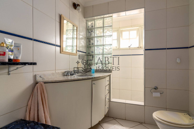 Imagem Casa com 4 Quartos à Venda, 320 m² em Jardim Prudência - São Paulo Imagem Casa com 4 Quartos à Venda, 320 m² em Jardim Prudência - São Paulo