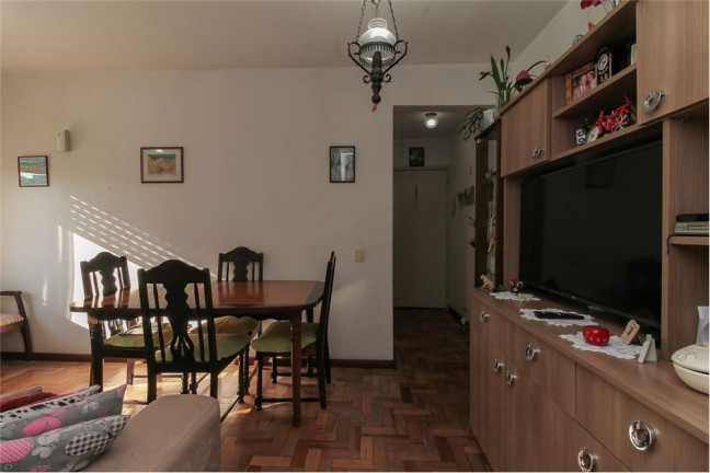 Imagem Imóvel com 2 Quartos à Venda, em Tristeza - Porto Alegre Imagem Imóvel com 2 Quartos à Venda, em Tristeza - Porto Alegre